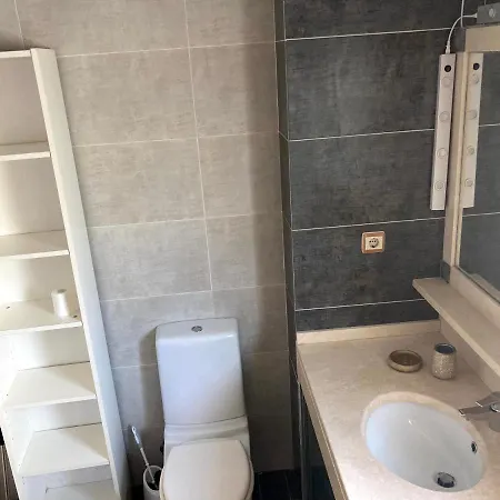 A Family House In Santa Cruz, Torres Vedras 펜션 *