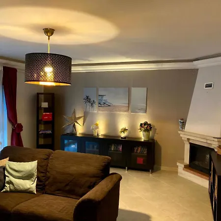 펜션 A Family House In Santa Cruz, Torres Vedras