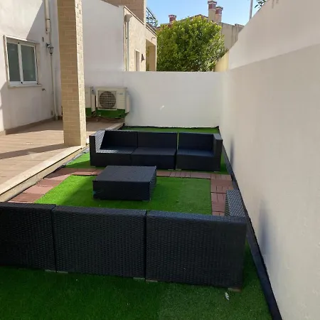 A Family House In Santa Cruz, Torres Vedras 펜션 *