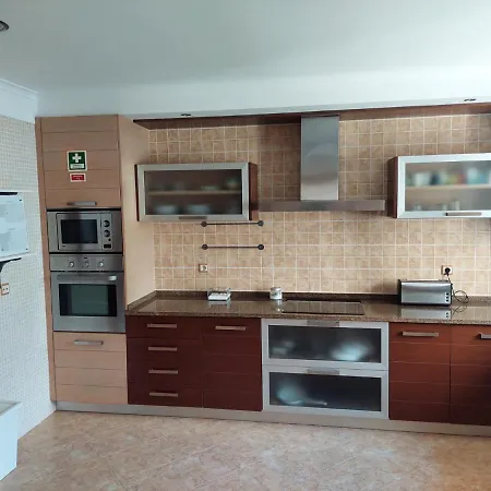 펜션 A Family House In Santa Cruz, Torres Vedras *