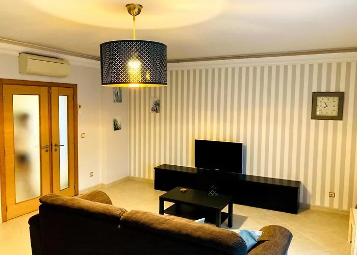 A Family House In Santa Cruz, Torres Vedras Casa vacanze *