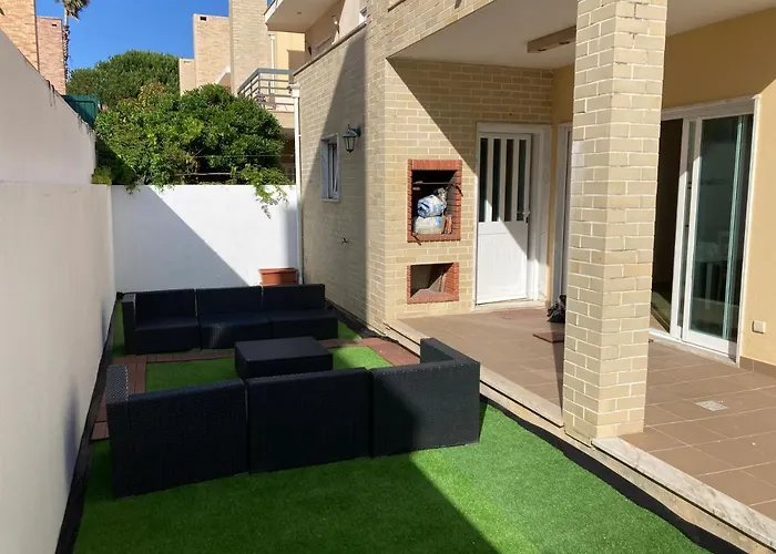 A Family House In Santa Cruz, Torres Vedras Casa vacanze *